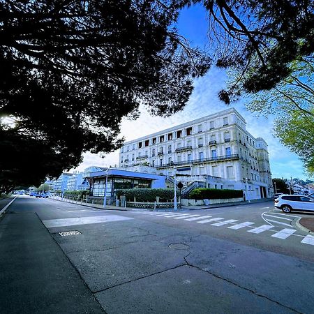 Grand Hotel - Magnifique Appartement Bord De Plage Centrale Arcachon Exteriör bild