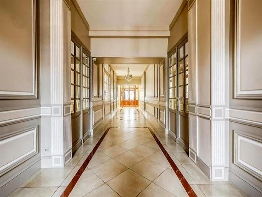 Grand Hotel - Magnifique Appartement Bord De Plage Centrale Arcachon Exteriör bild